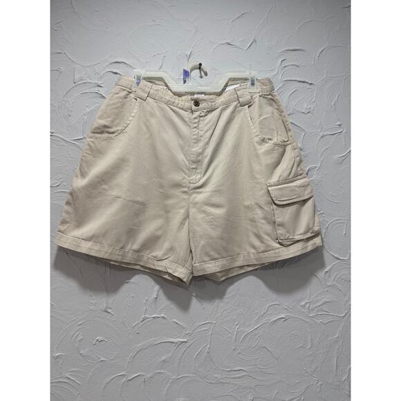 Fresno Sport Women's Khaki Shorts - Size 14 - Picture 1 of 5